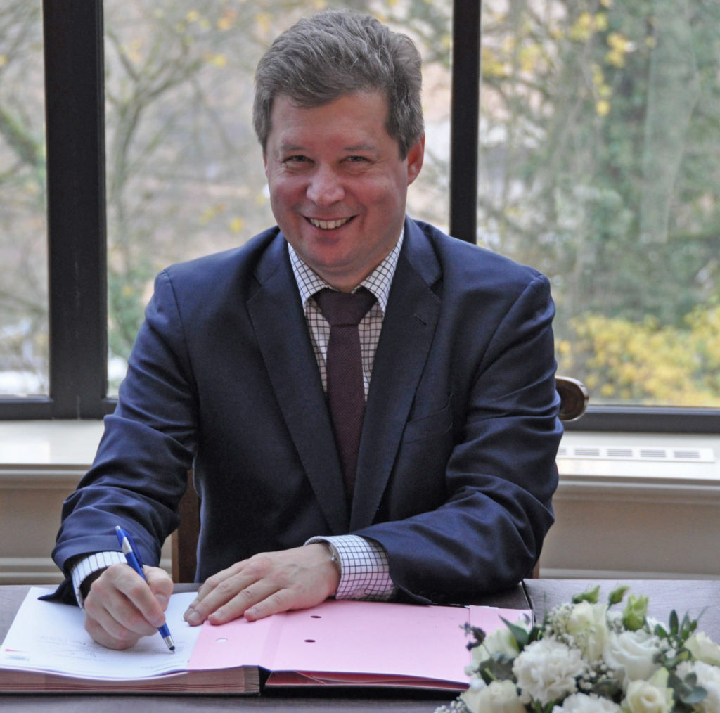 On Friday, 17 November 2017, the Luxembourg National Research Fund (FNR) signed a Memorandum of Understanding (MoU) with the Fulbright Commission for Educational Exchange between Belgium, Luxembourg, and the United States of America. The MoU was signed at the United States (US) Embassy in Luxembourg in the presence of representatives from the organisations and governments of both countries.