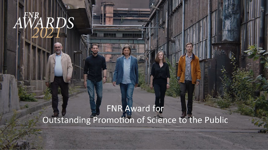 The FNR Award for ‘Outstanding Promotion of Science to the Public’ rewards outreach activities that have done an exceptional job connecting science with society. The 2021 winning activity involved setting up an interactive video installation in the middle of Esch to investigate the industrial history of the Minett region.